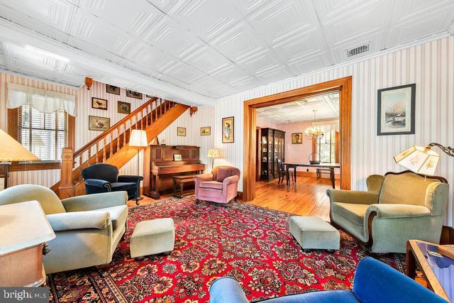 388 S GREEN ST, Tuckerton, NJ 08087