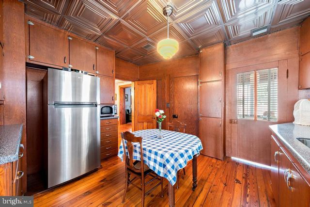 388 S GREEN ST, Tuckerton, NJ 08087
