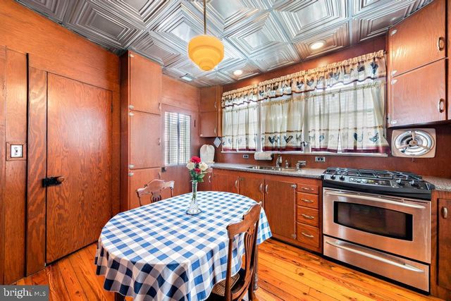 388 S GREEN ST, Tuckerton, NJ 08087
