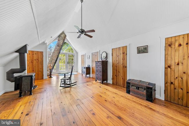 388 S GREEN ST, Tuckerton, NJ 08087