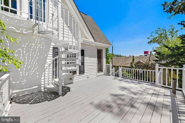 388 S GREEN ST, Tuckerton, NJ 08087