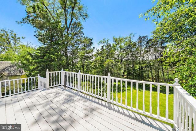 388 S GREEN ST, Tuckerton, NJ 08087