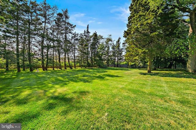 388 S GREEN ST, Tuckerton, NJ 08087