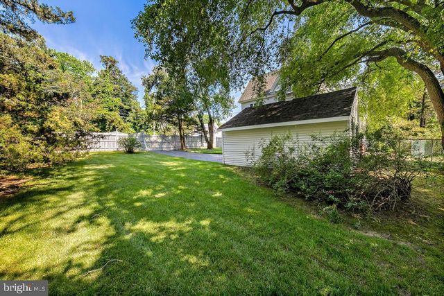 388 S GREEN ST, Tuckerton, NJ 08087