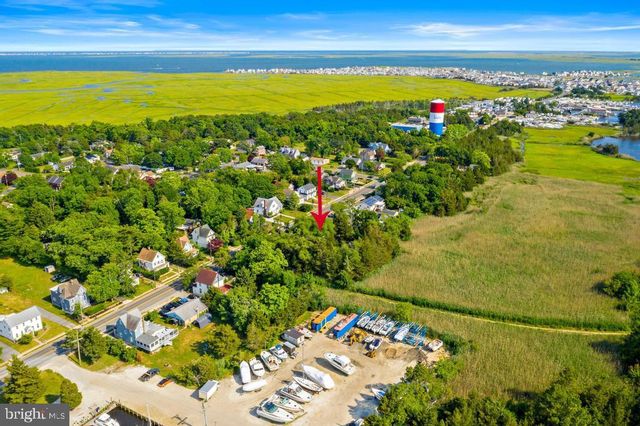 388 S GREEN ST, Tuckerton, NJ 08087