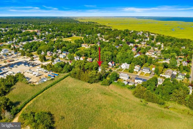 388 S GREEN ST, Tuckerton, NJ 08087
