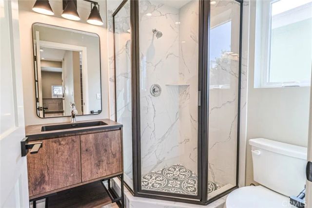 5257 Harmony, North Hollywood, CA 91601