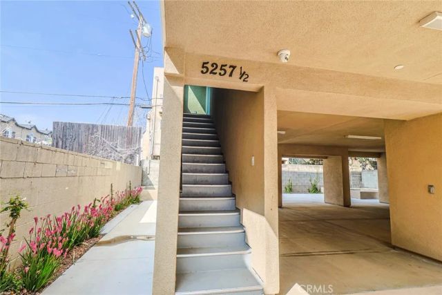 5257 Harmony, North Hollywood, CA 91601