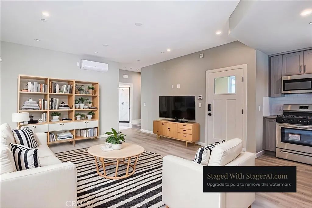 5257 Harmony, North Hollywood, CA 91601