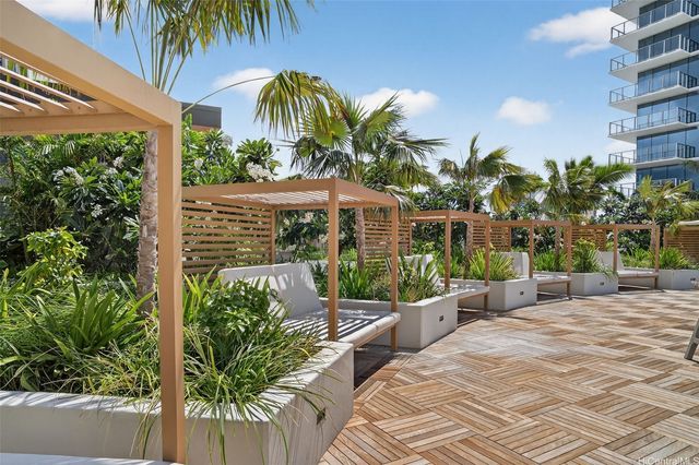 1500 Rycroft Street 1410R, Honolulu, HI 96814