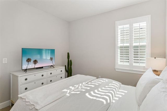 10804 WHITLAND GROVE DRIVE, Riverview, FL 33578