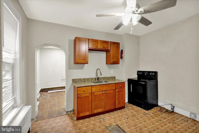 227 N 10TH ST, Reading, PA 19601