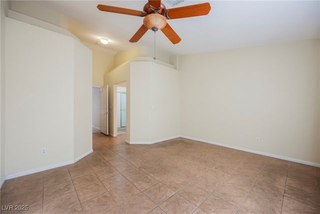 10017 Oak Creek Canyon Avenue, Las Vegas, NV 89147