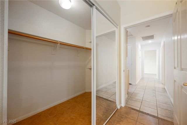 10017 Oak Creek Canyon Avenue, Las Vegas, NV 89147