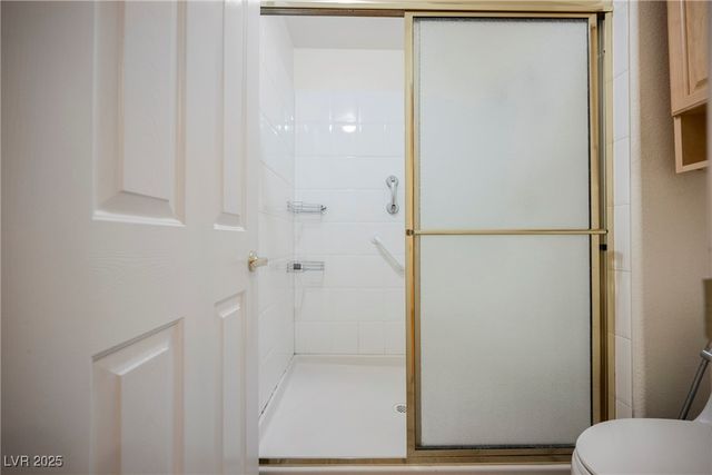 10017 Oak Creek Canyon Avenue, Las Vegas, NV 89147