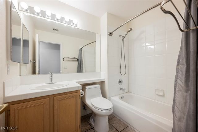 10017 Oak Creek Canyon Avenue, Las Vegas, NV 89147