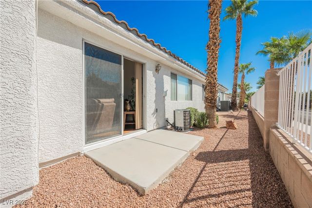 10017 Oak Creek Canyon Avenue, Las Vegas, NV 89147