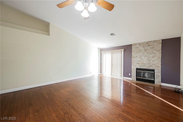 10017 Oak Creek Canyon Avenue, Las Vegas, NV 89147