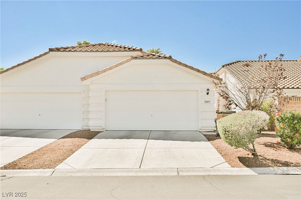 10017 Oak Creek Canyon Avenue, Las Vegas, NV 89147