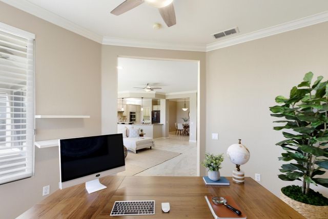 7338 School House Ln, Roseville, CA 95747