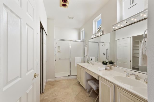 7338 School House Ln, Roseville, CA 95747