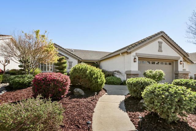 7338 School House Ln, Roseville, CA 95747
