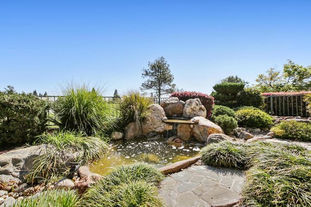 7338 School House Ln, Roseville, CA 95747