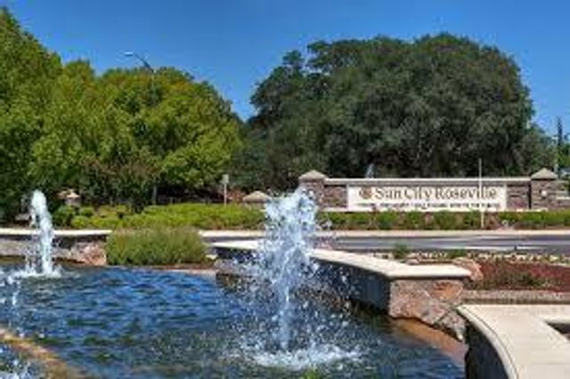 7338 School House Ln, Roseville, CA 95747