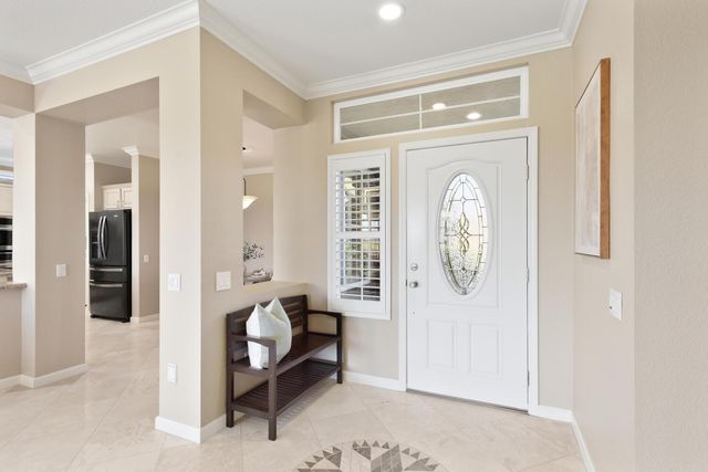 7338 School House Ln, Roseville, CA 95747