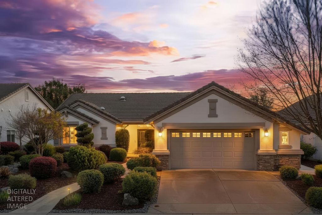 7338 School House Ln, Roseville, CA 95747