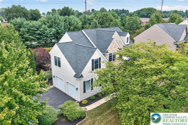 6719 Mink Road, Lower Macungie Twp, PA 18062