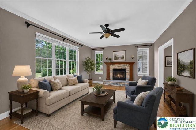 6719 Mink Road, Lower Macungie Twp, PA 18062