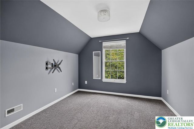 6719 Mink Road, Lower Macungie Twp, PA 18062