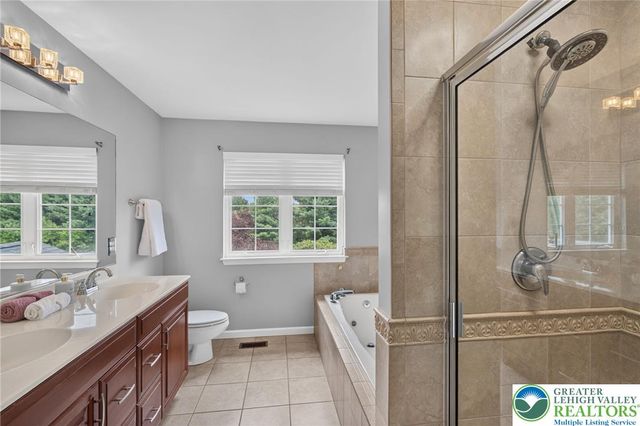 6719 Mink Road, Lower Macungie Twp, PA 18062