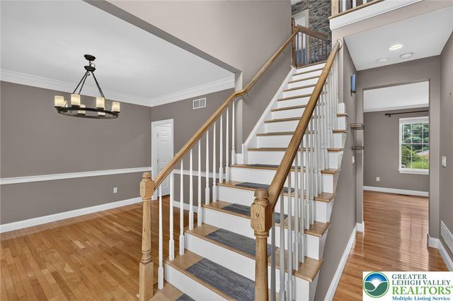 6719 Mink Road, Lower Macungie Twp, PA 18062