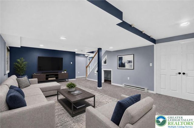 6719 Mink Road, Lower Macungie Twp, PA 18062