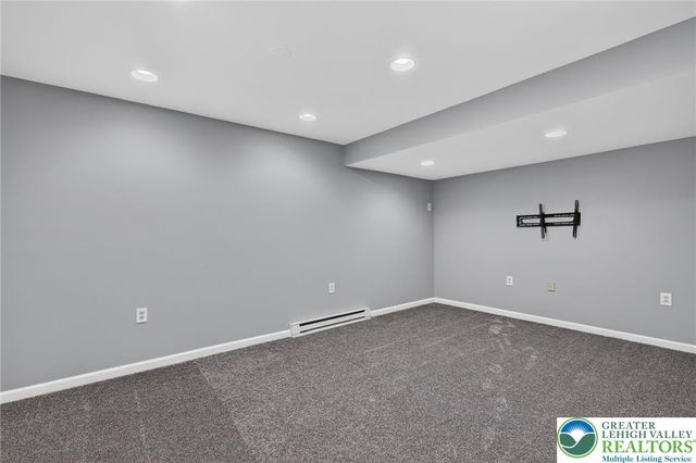 6719 Mink Road, Lower Macungie Twp, PA 18062