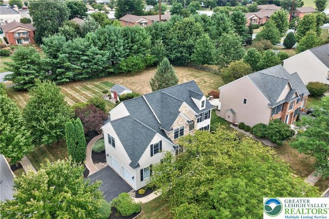 6719 Mink Road, Lower Macungie Twp, PA 18062