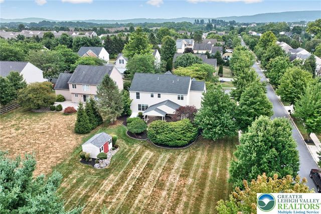 6719 Mink Road, Lower Macungie Twp, PA 18062