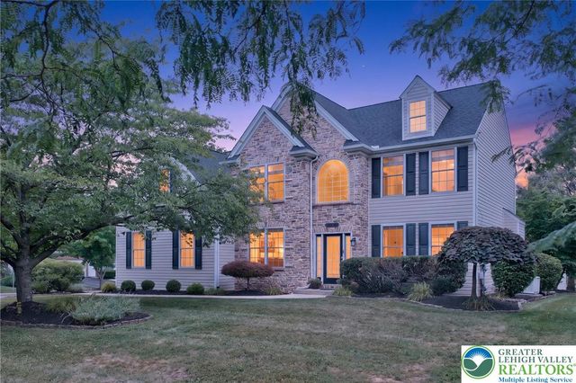 6719 Mink Road, Lower Macungie Twp, PA 18062