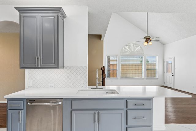 1926 Edgehill Drive, Allen, TX 75013
