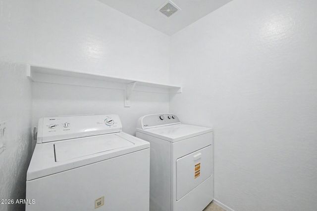 7027 W Lincoln Street, Peoria, AZ 85345