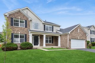 6084 Russell Drive, Hoffman Estates, IL 60192