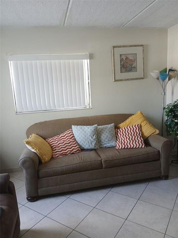 2916 W WILDER AVENUE, Tampa, FL 33614