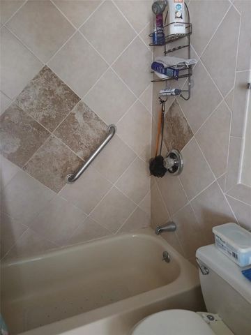 2916 W WILDER AVENUE, Tampa, FL 33614