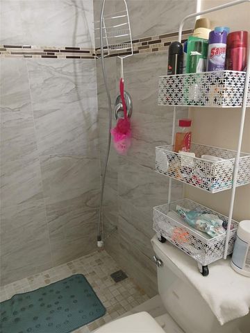 2916 W WILDER AVENUE, Tampa, FL 33614