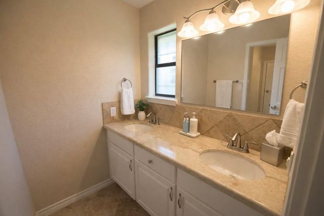 8419 Dover Street, Houston, TX 77061