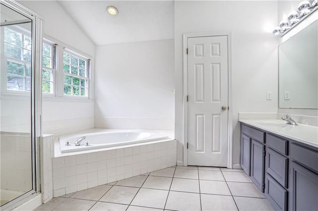 3571 Forest Glen Trail, Lawrenceville, GA 30044