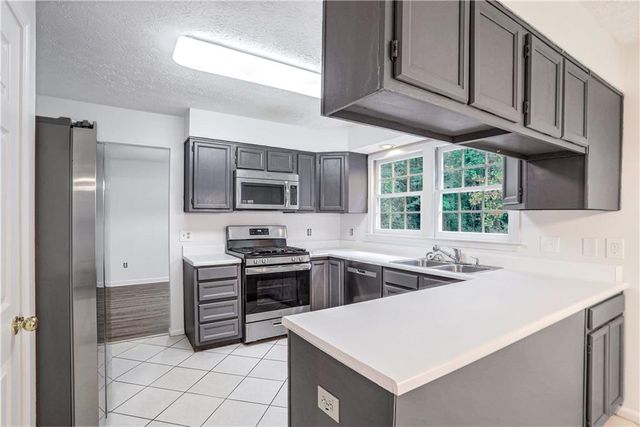 3571 Forest Glen Trail, Lawrenceville, GA 30044