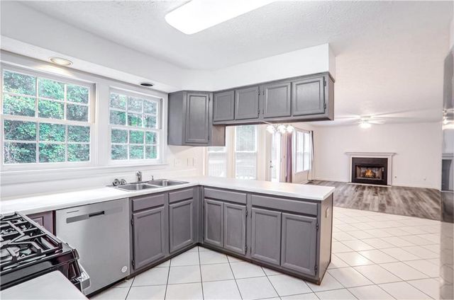 3571 Forest Glen Trail, Lawrenceville, GA 30044